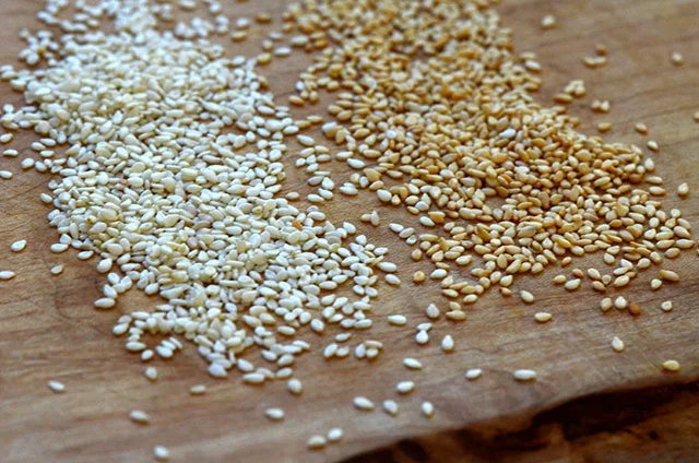 Hulled Vs Unhulled Sesame Seeds:  A Detailed Comparison