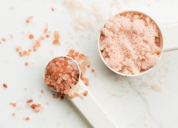 Pink Himalayan Salt vs. Regular Salt