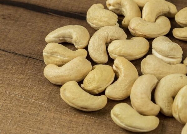 benefits of cashew for women